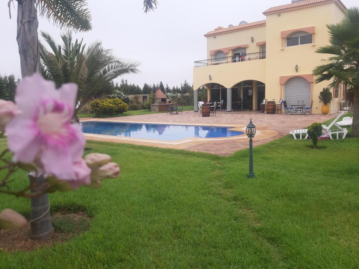 Riad Tanjil Nouaceur エクステリア 写真