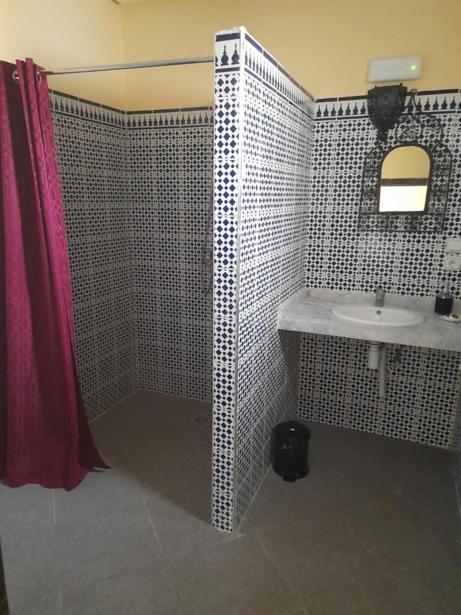 Riad Tanjil Nouaceur エクステリア 写真