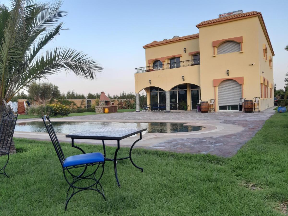 Riad Tanjil Nouaceur エクステリア 写真