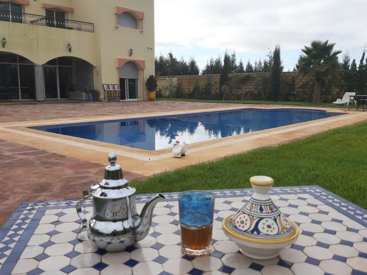 Riad Tanjil Nouaceur エクステリア 写真